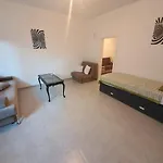 Zejnep Apartments