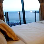 Hotel Cruiser