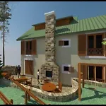 Pilon Apartments