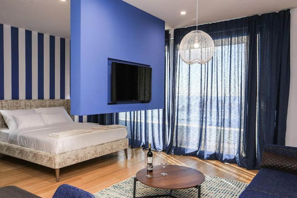 Status-m Wow Apartman
