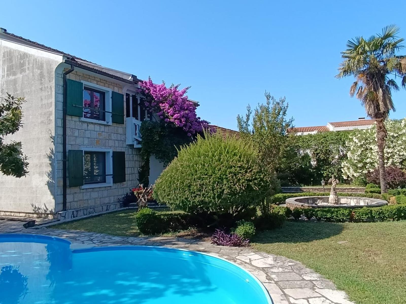 Holiday home Leisure House Jovovic