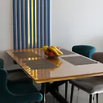 Stylish 3-Bedroom, First Sea Line