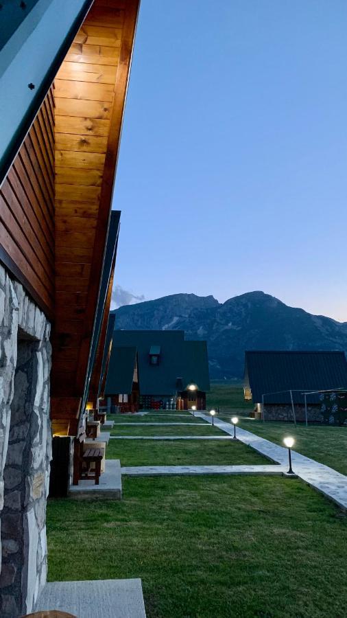 Bed & Breakfast Izvor Žabljak